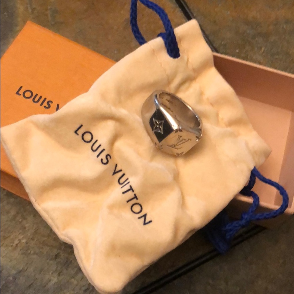 Authentic Louis Vuitton LV Ring